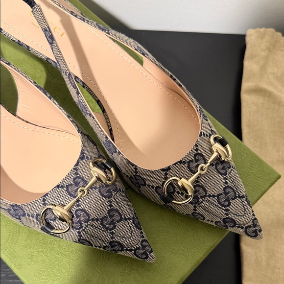 Gucci GG Pointed Toe Slingback Heels - Picture 2 of 8